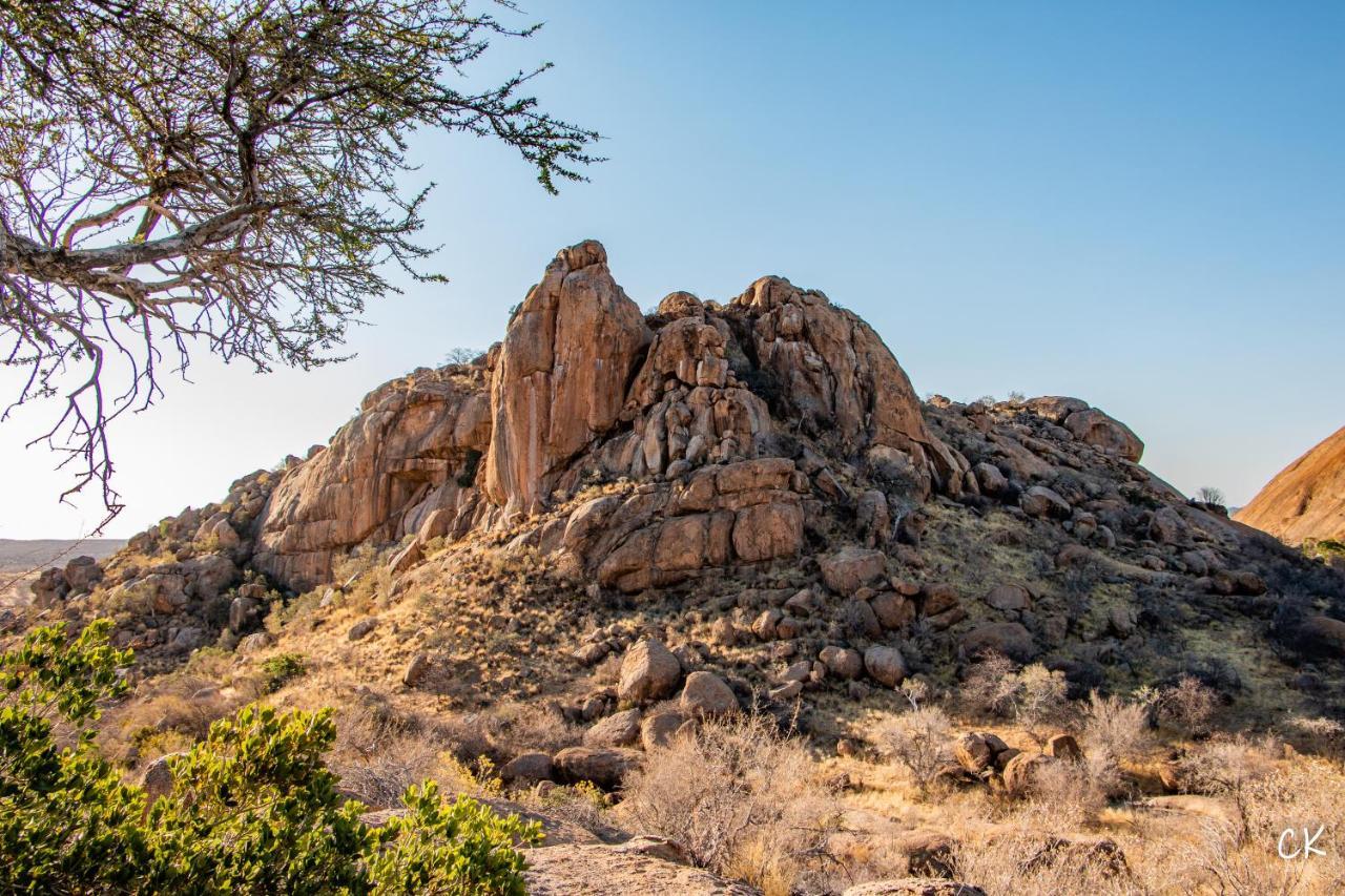 Ondudu Safari Lodge Omaruru Εξωτερικό φωτογραφία