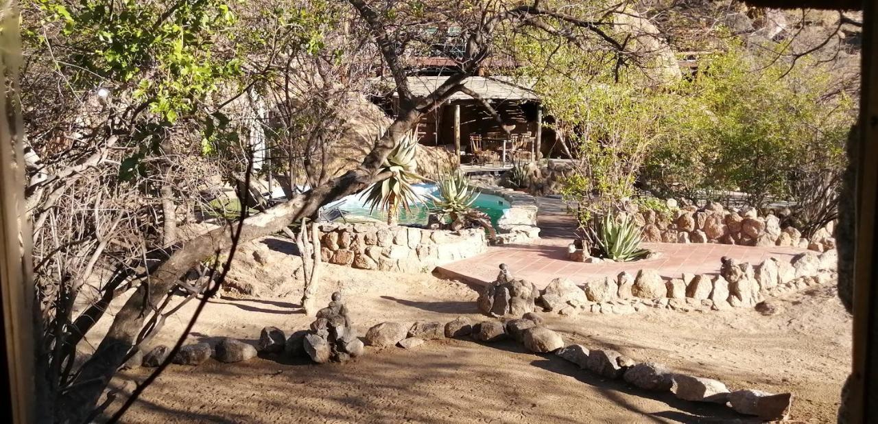 Ondudu Safari Lodge Omaruru Εξωτερικό φωτογραφία